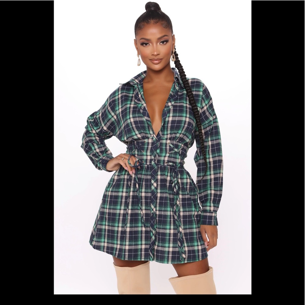 Getting Plaid Mini Dress💙